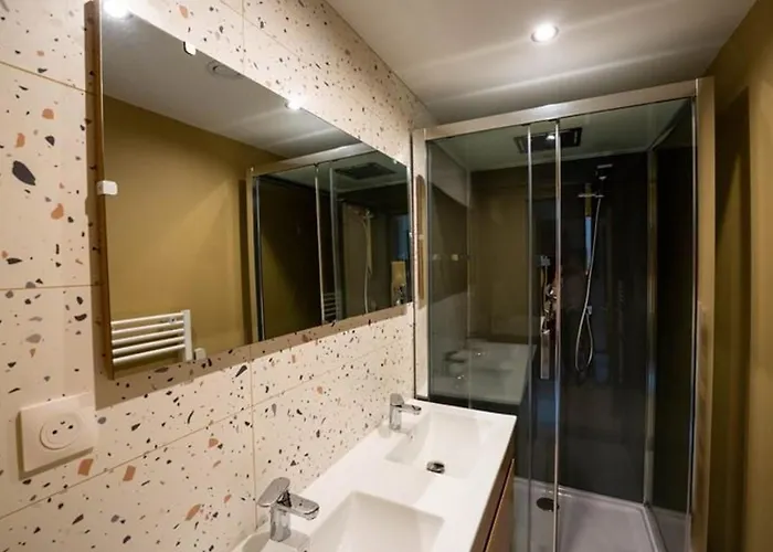 Kemp Confortable Avec Cuisine Equipee - Api-1-52-759 Granges-Aumontzey